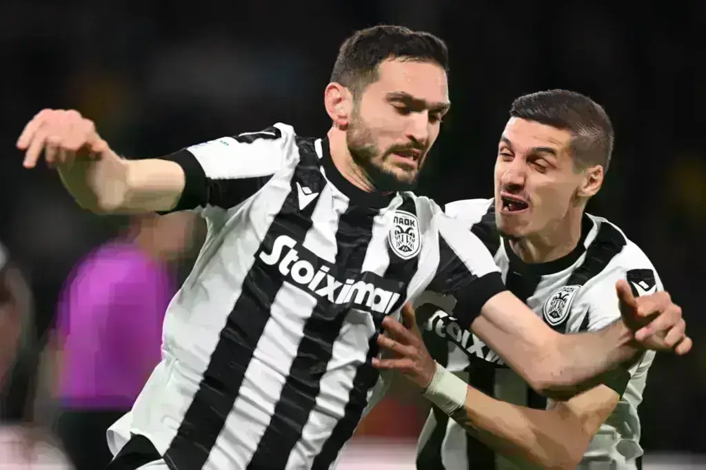 ΑΕΚ-ΠΑΟΚ 2-2: Επέστρεψαν από το 2-0 και παρέμειναν στην κορυφή οι Θεσσαλονικείς [δείτε τα γκολ]