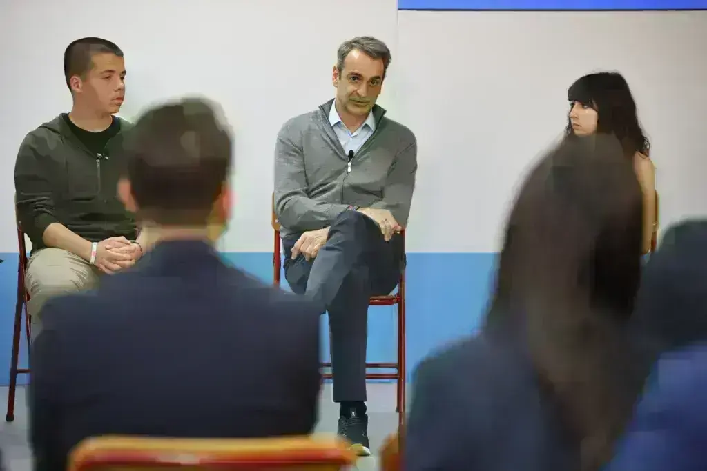 Μητσοτάκης για bullying: «Να σπάσουμε τη σιωπή – Δεν είναι μαγκιά το ξύλο» – Επανέρχεται η 5ημ