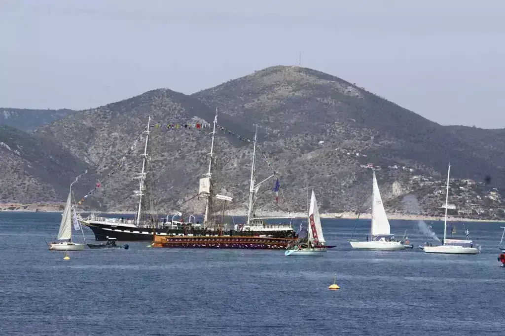 Ολυμπιακοί Αγώνες: Η Ολυμπιακή Φλόγα αναχώρησε για τη Μασσαλία με το εμβληματικό «Belem»