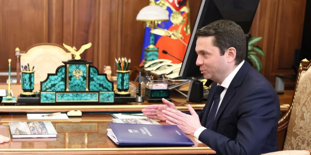 Ρωσία: Μαχαίρωσαν στην κοιλιά τον κυβερνήτη της περιφέρειας Μουρμάνσκ