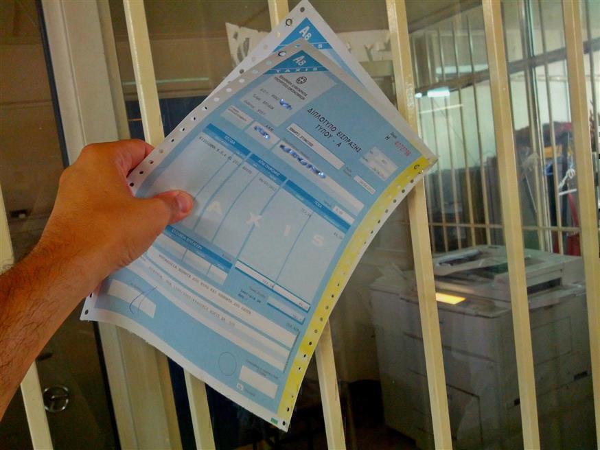 Ανατροπή με τις φορολογικές δηλώσεις: Τι λέει το ΥΠΟΙΚ για την παράταση