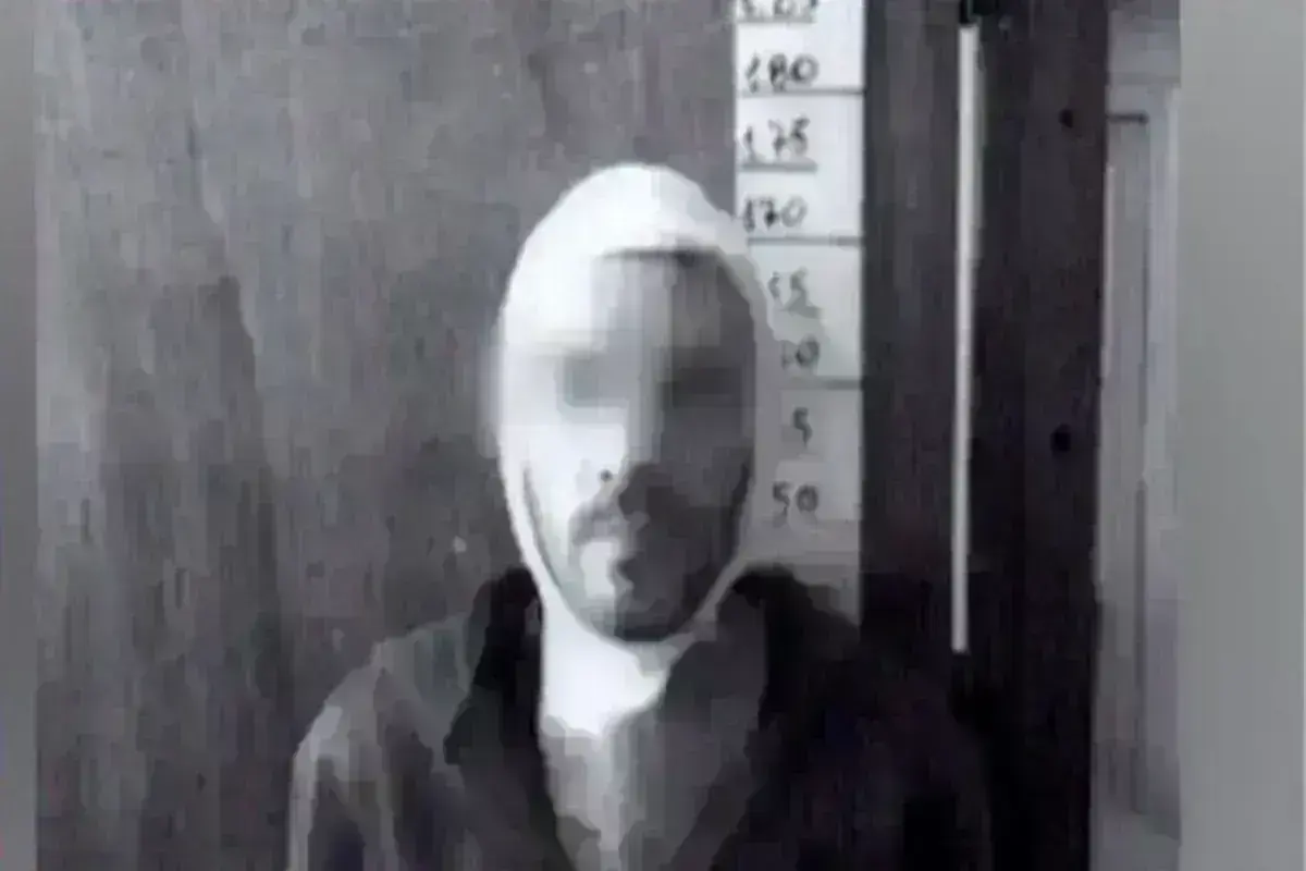 Άγιοι Ανάργυροι: Κάνει τον τρελό και σπάει πράγματα γύρω του ο 39χρονος για να φύγει – Τι αποκαλύπτει ο Πρόεδρος του ΠΟΕΔΗΝ [βίντεο]