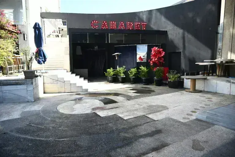 Φονικό στο Μαρούσι: Μπλόκαρε το πιστόλι του θύματος και ο δράστης τον μαχαίρωσε στο λαιμό – Μία ανάσα από την ταυτοποίηση του δράστη η ΕΛ.ΑΣ. [βίντεο]