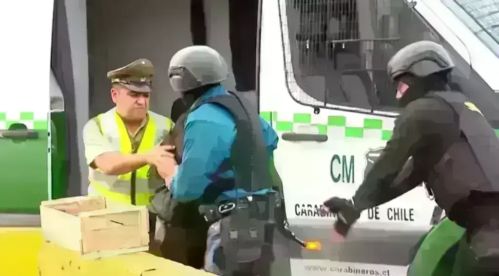 Χιλή: Κρατούμενη πήρε όπλο αστυνομικού και άνοιξε πυρ [βίντεο]