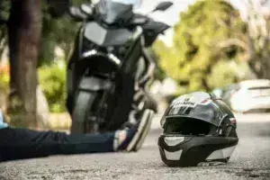 Κράνος στο δρόμο