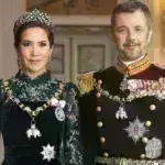 Βασιλικό σκάνδαλο: Είναι «πειραγμένο» το πορτρέτο του βασιλιά Φρέντερικ με τη βασίλισσα Μαίρη;
