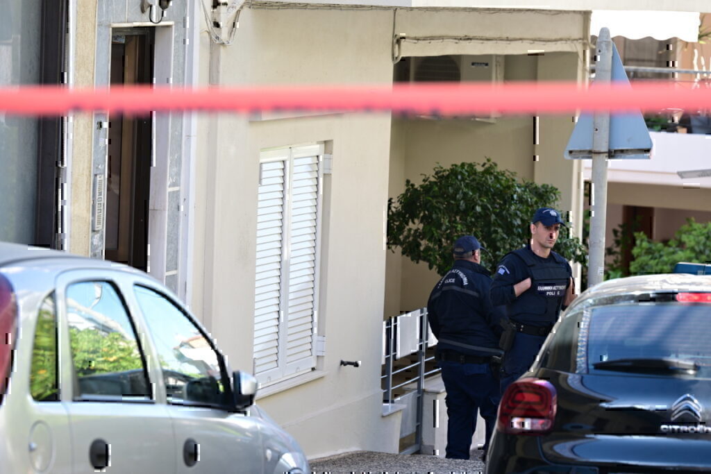 Ηλιούπολη: Επικρατέστερο σενάριο ο γιός να σκότωσε τη μητέρα του και να αυτοκτόνησε
