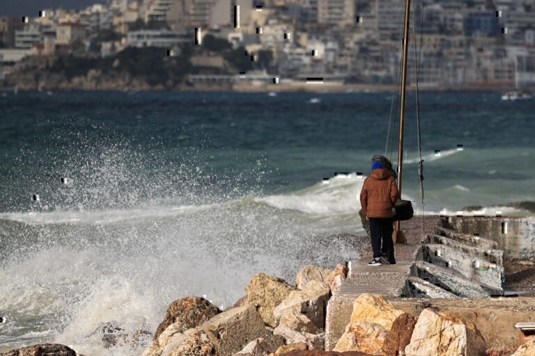 Καιρός: Βίαιες καταιγίδες σε 5 περιοχές βλέπει ο Μαρουσάκης