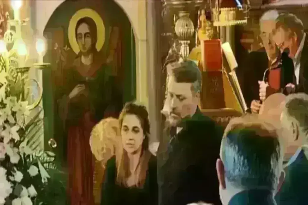 Γιάννης Καλλιάνος: Θρήνος στην κηδεία του πατέρα του – «Θα λάμψει η αλήθεια, να ανακουφιστεί η ψυχούλα του» [βίντεο]