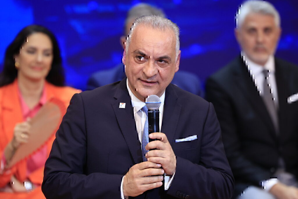 Μανώλης Κεφαλογιάννης στον «Ε.Τ.»: Η κυβέρνηση Τσίπρα χάρισε τα πάντα στους Σκοπιανούς