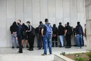 Δολοφονία Λυγγερίδη στου Ρέντη: Κρατούμενος χούλιγκαν επιχείρησε να αυτοκτονήσει στη ΓΑΔΑ - Τέσσερις στη φυλακή, ελεύθεροι 20 κατηγορούμενοι