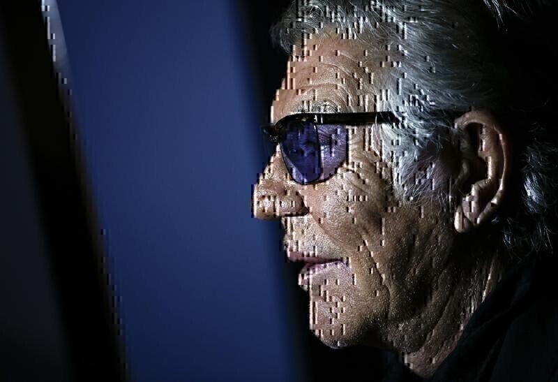 Πέθανε ο σπουδαίος σχεδιαστής μόδας Ρομπέρτο Καβάλι