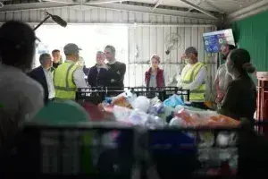 Μητσοτάκης από Τήλο: Νησί-πρότυπο στη διαχείριση αποβλήτων και την προστασία του περιβάλλοντος