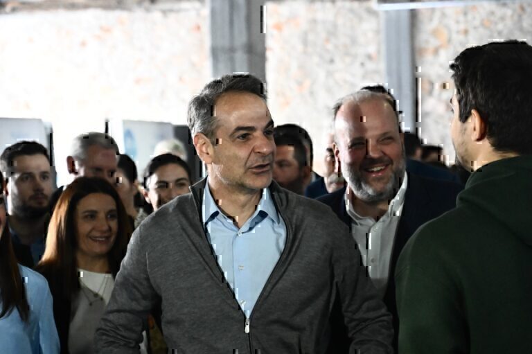 Στον Πειραιά ο Μητσοτάκης για τις «Ημέρες Καριέρας» της ΔΥΠΑ – «Η ανεργία μειώνεται και οι μισθοί αυξάνονται»