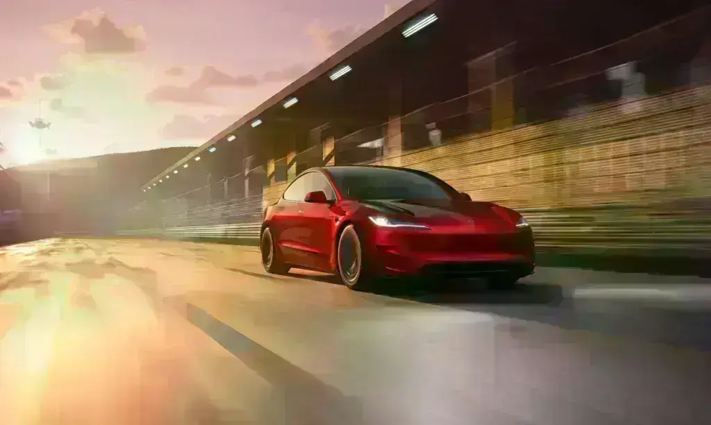 Νέο Tesla Model 3 Performance: Για δυνατές συγκινήσεις!