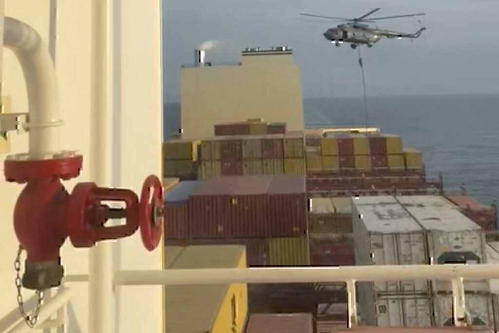 Ισραήλ-Ιράν: 25μελές πλήρωμα στο πλοίο που κατέλαβαν οι «Φρουροί της Επανάστασης» – Το μήνυμα του Ισραηλινού ΥΠΕΞ