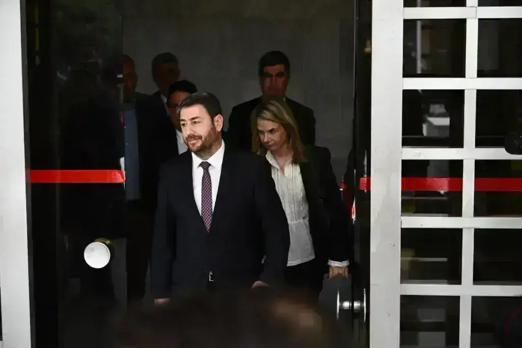 Νίκος Ανδρουλάκης: Στον Άρειο Πάγο για την τραγωδία των Τεμπών – «Εκείνο το βράδυ κάποιοι χάλκ