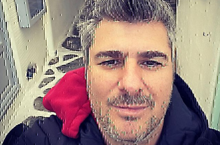 Νίκος Μωραΐτης: «Πως θα κυκλοφορήσει ο ομοφοβικός Πολάκης με τον Κασσελάκη γκέι πάνω από τα 300 μέτρα υψόμετρο;»