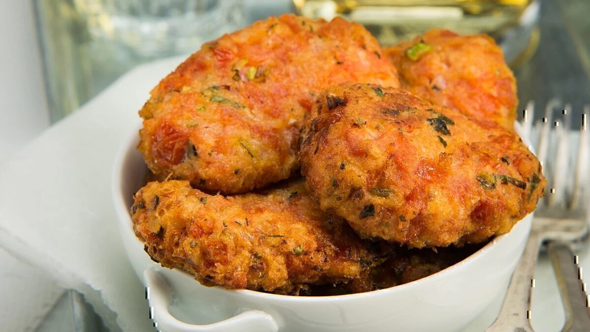 Ντοματοκεφτέδες Σαντορίνης