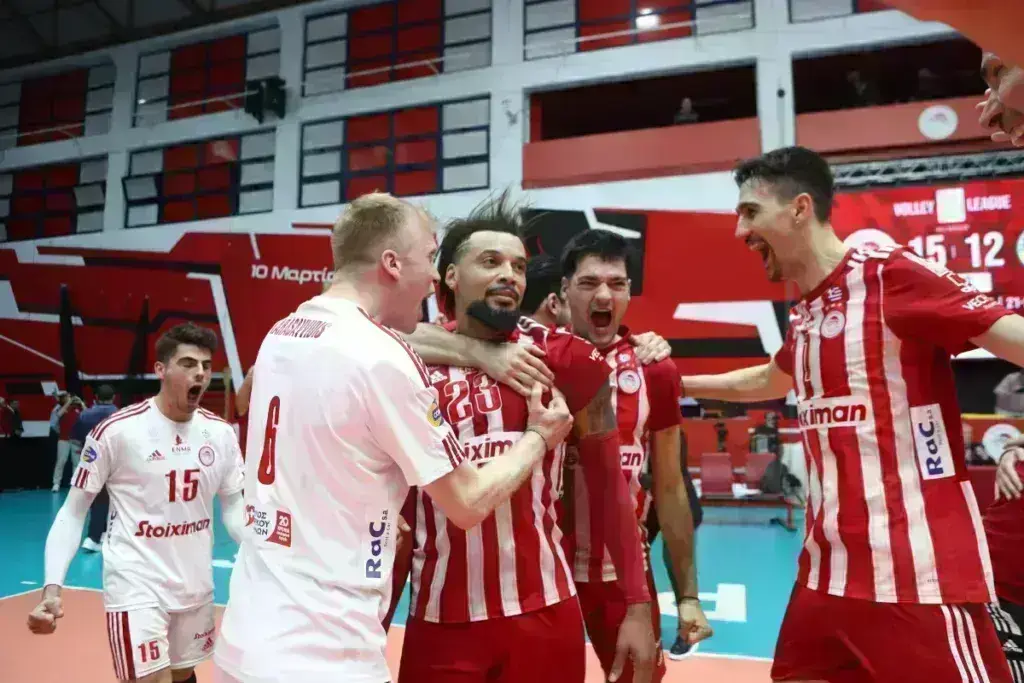 Βόλει Ανδρών: Πρωταθλητής ο Ολυμπιακός – 3-2 τον Παναθηναϊκό σε ένα συγκλονιστικό ντέρμπι [δεί