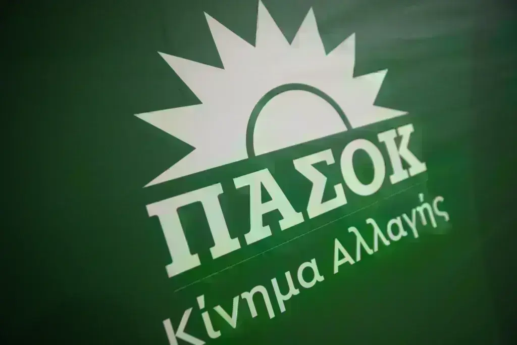 Διαψεύδει το ΠΑΣΟΚ συνάντηση με στέλεχος του ΣΥΡΙΖΑ