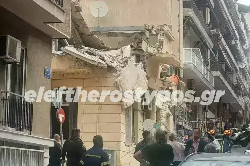 Πειραιάς: Αστυνομικός ο νεκρός από την κατάρρευση τμήματος κτηρίου