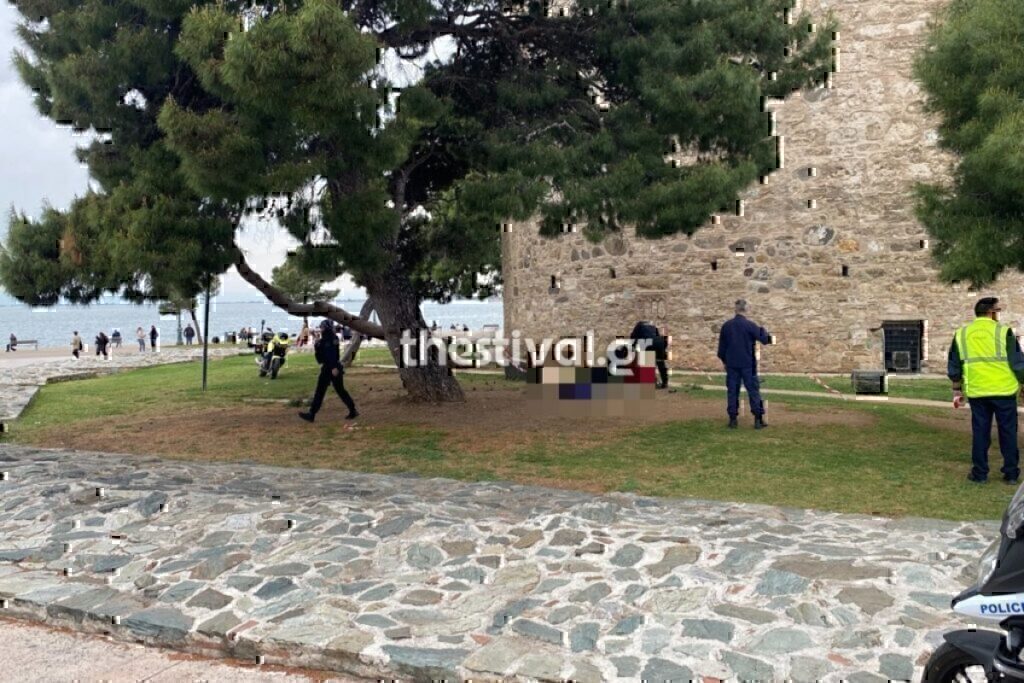 Τραγωδία στη Θεσσαλονίκη: Νεκρός ο άνδρας που έπεσε από τον Λευκό Πύργο – Δεν προκύπτει εγκληματική ενέργεια [βίντεο]