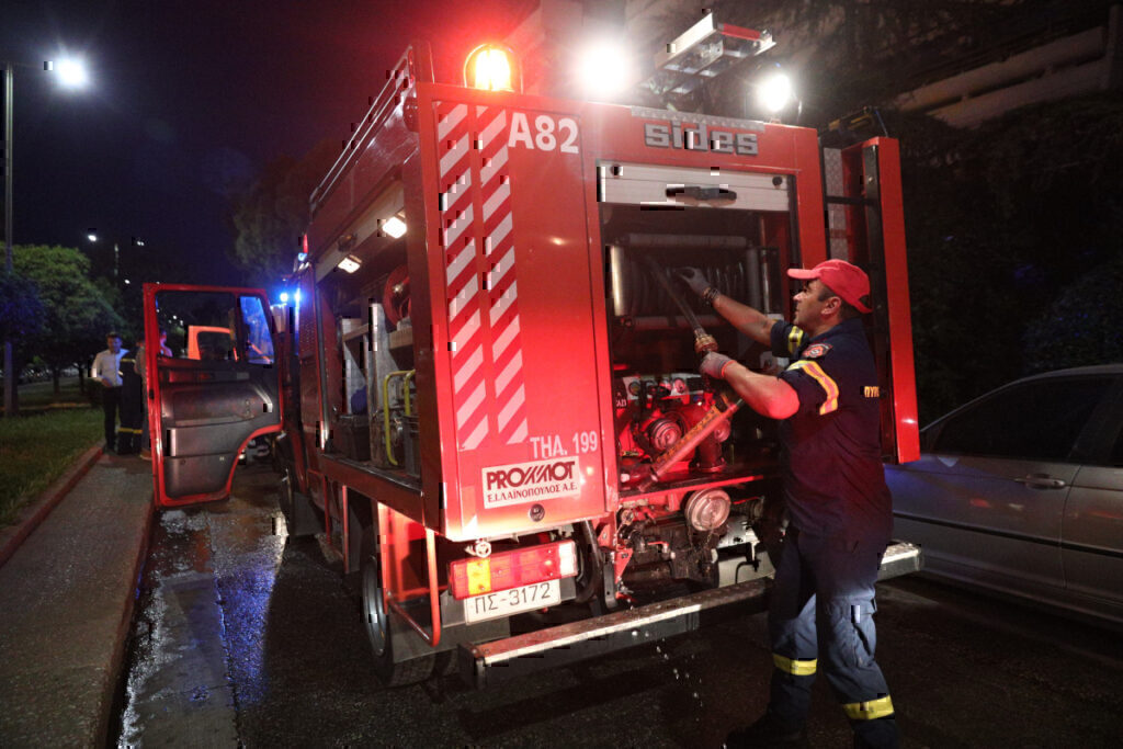Εμπρησμός σε γνωστό εστιατόριο: Βρέθηκαν μπουκάλια με εύφλεκτο υλικό και προσανάμματα