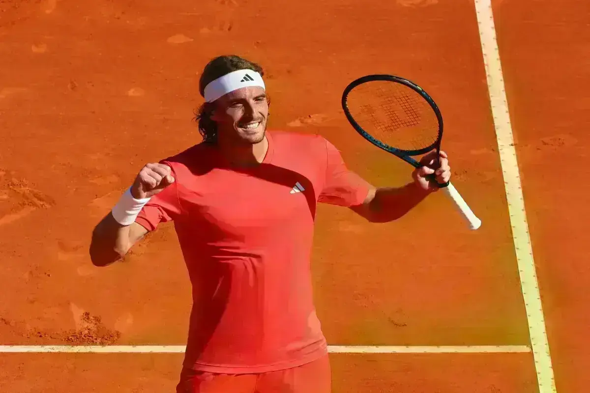 Στον τελικό του Μόντε Κάρλο ο Τσιτσιπάς – Νίκη με 2-1 σετ απέναντι στον Σίνερ