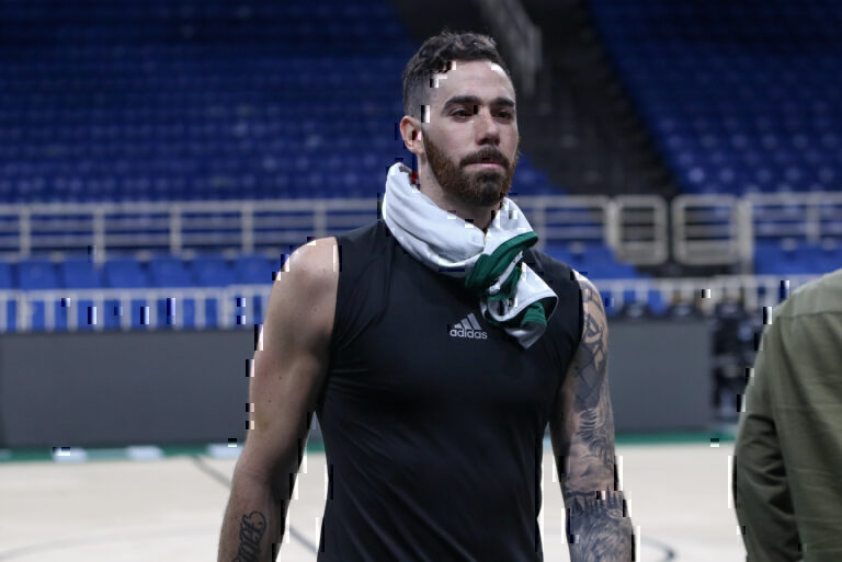 Σοκ για τον Λούκα Βιλντόζα: Διάρρηξη στο σπίτι του μετά το παιχνίδι Παναθηναϊκός – Μακάμπι