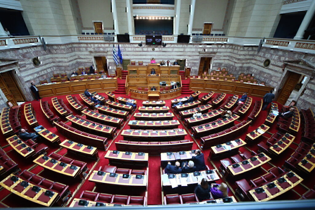 Το δομικό έλλειμμα της αντιπολίτευσης