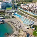 Η Zeus International Hotels & Resorts βραβεύτηκε για την αριστεία της με 14 διακρίσεις στα Tourism Awards 2024