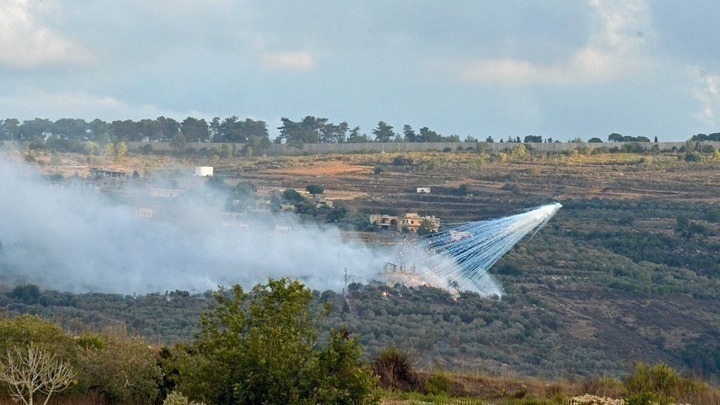 Ένας Ισραηλινός πολίτης σκοτώθηκε από πυραύλους που εκτοξεύθηκαν από τον νότιο Λίβανο