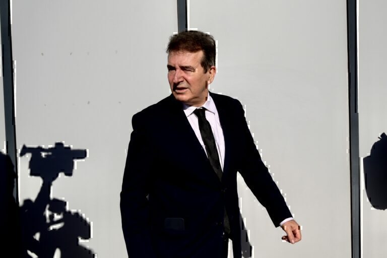 Χρυσoxoΐδης: Να είστε βέβαιοι ότι η ομάδα που επιτέθηκε σε Υπουργείο Εργασίας και Hellenic Train θα συλληφθεί