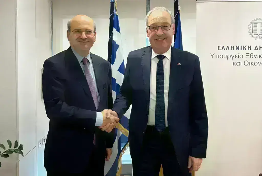 Χατζηδάκης: Σημαντικές επενδυτικές ευκαιρίες προσφέρει η ελληνική οικονομία