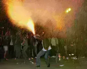 βεγγαλικά και κροτίδες