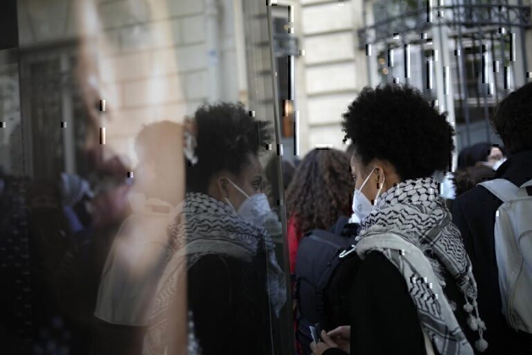 Γάνδη: Φοιτητές κατέλαβαν το πανεπιστήμιο της πόλης