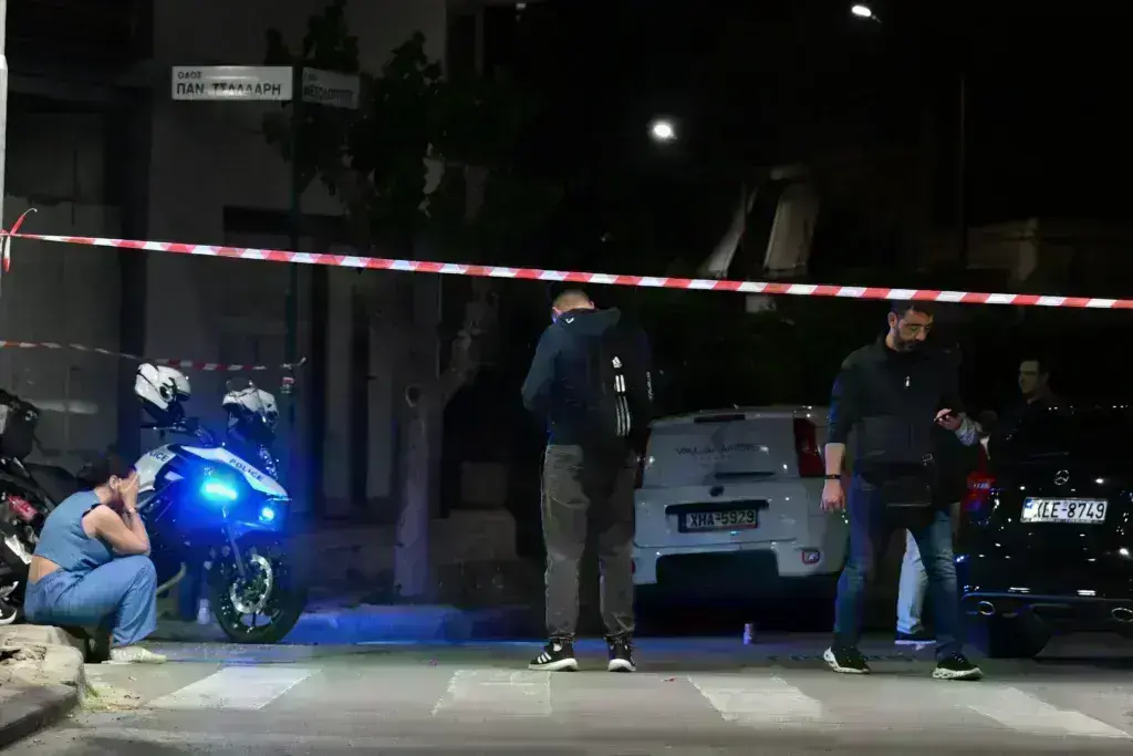 Βύρωνας: Πως έγινε η μαφιόζικη επίθεση με θύμα έναν 32χρονο – Τα είδε όλα ο γιος του που έπαιζ