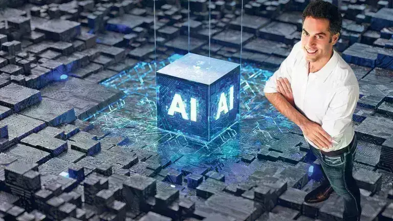 Ο ερευνητής της Google Γιάννης Ασσαέλ στον ΕΤ: «Η Τεχνητή Νοημοσύνη δεν θα αντικαταστήσει τον άνθρωπ