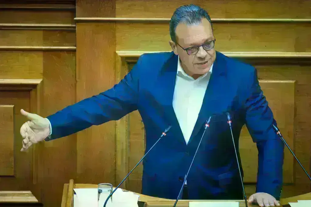 Προσπαθεί να ξαναγίνει αξιωματική αντιπολίτευση ο ΣΥΡΙΖΑ