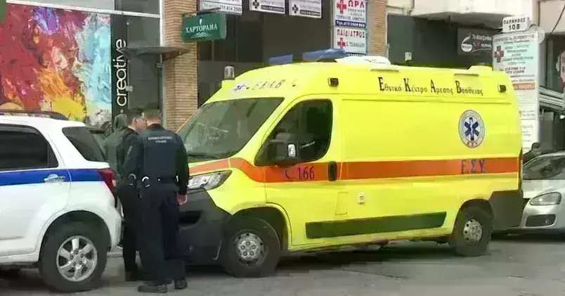 Θρίλερ στο Μενίδι με νεκρή γυναίκα: Την μαχαίρωσαν στην κοιλιά - Δείτε βίντεο