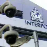 Ιντερπόλ: «Κόκκινο σήμα» για Τούρκο έφηβο και τη μητέρα του- Προκάλεσαν θανατηφόρο δυστύχημα και διέφυγαν