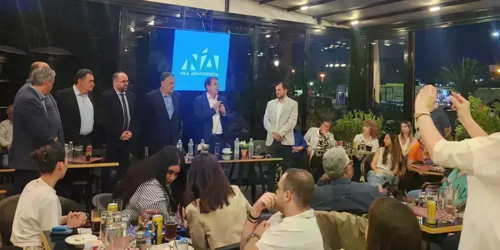 Επίσκεψη κλιμακίου της Νέας Δημοκρατίας στη Λέσβο – Ο Καιρίδης επισκέφτηκε τη Δομή στο Μαυροβο