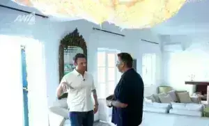 Στέφανος Κασσελάκης: Άνοιξε το σπίτι του στις Σπέτσες