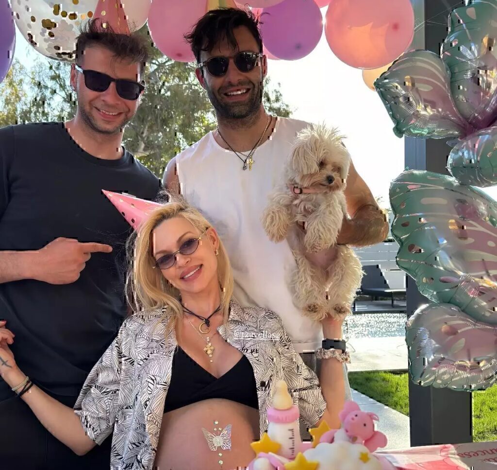 Βίκυ Κάβουρα: Διοργάνωσε το baby shower και τη γιορτή του Γιώργου Τζαβέλλα [εικόνες]