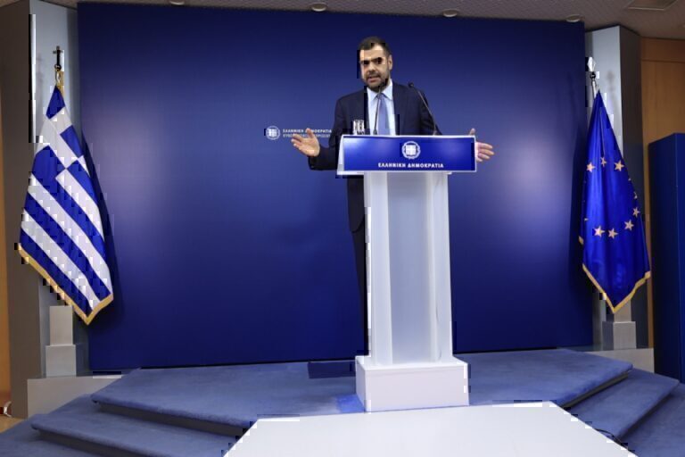 Μαρινάκης: Συνεχείς πρωτοβουλίες για μείωση επιπτώσεων της ακρίβειας
