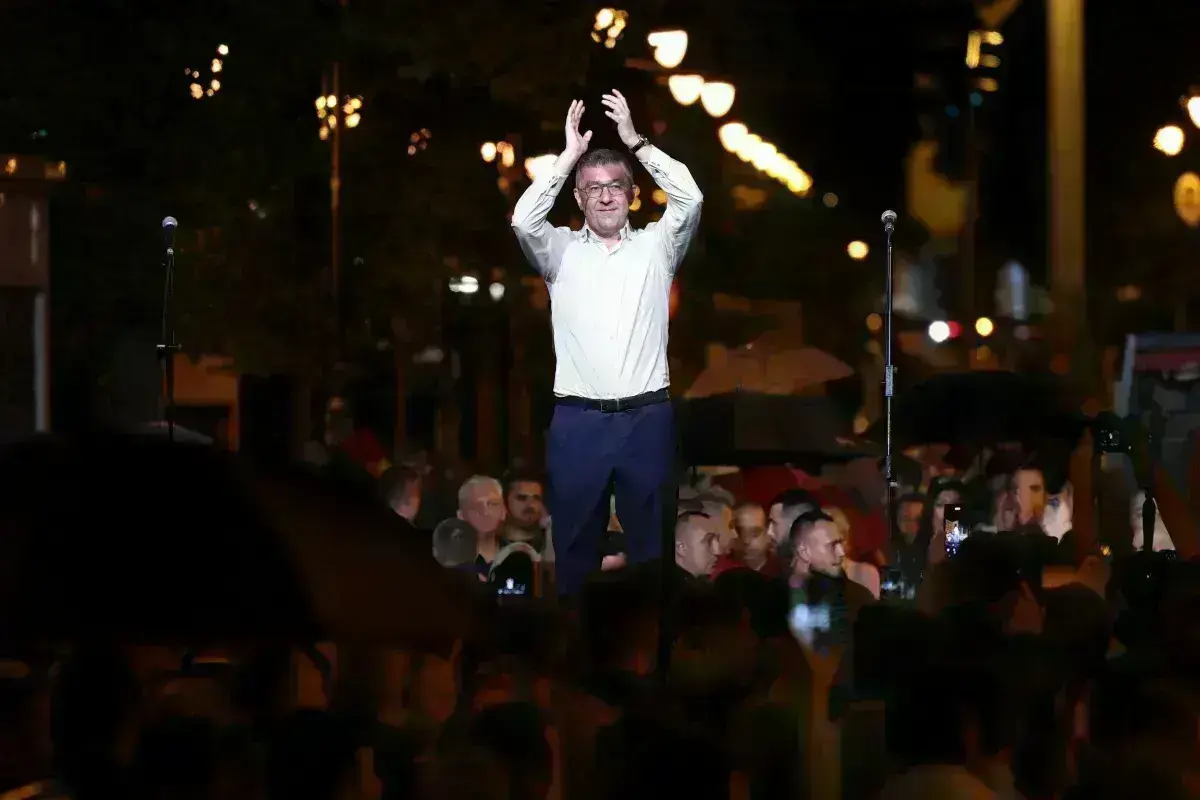 Σκοπιανό παραλήρημα: «Θα αποκαλούμαστε όπως θέλουμε» - Το τραβάει στα άκρα ο νεορκισθείς πρωθυπουργός