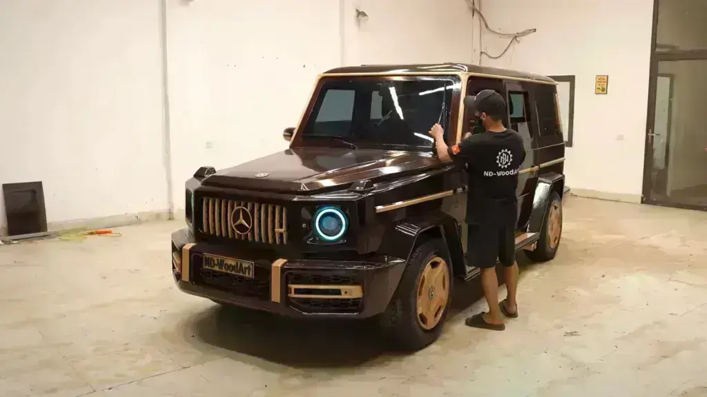 Μια Μercedes-AMG G 63 κατασκευασμένη από ξύλο!