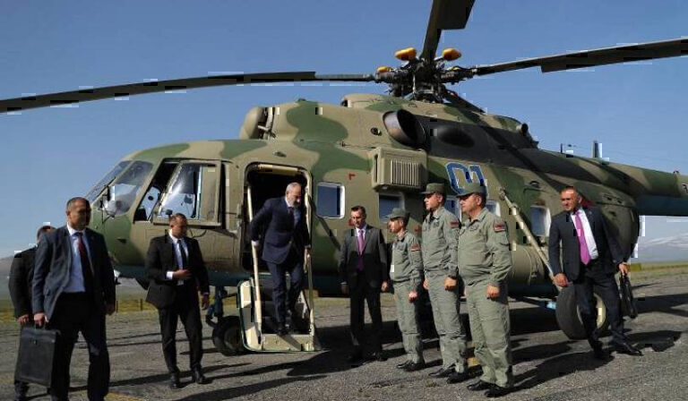 Αρμενία: Αναγκαστική προσγείωση του ελικοπτέρου που μετέφερε τον πρωθυπουργό