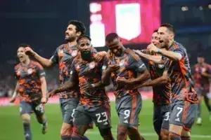 Άστον Βίλα-Ολυμπιακός 2-4: Ο Θρύλος θα σηκώσει το Ευρωπαϊκό - Παραμιλά η Ευρώπη με τους καμικάζι του Μεντιλίμπαρ [βίντεο]